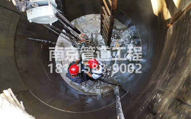 242紫金小营污水池清理